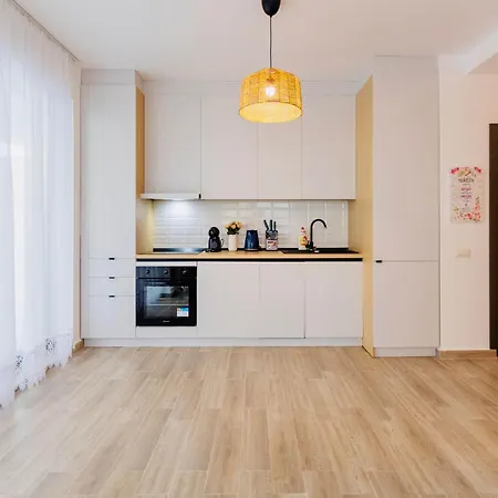Hubix - Casa Del Mar C1 *