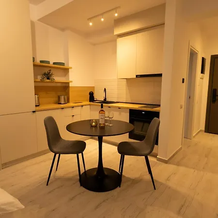 Hubix - Casa Del Mar C1 *