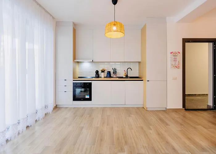 Hubix - Casa Del Mar C1 *